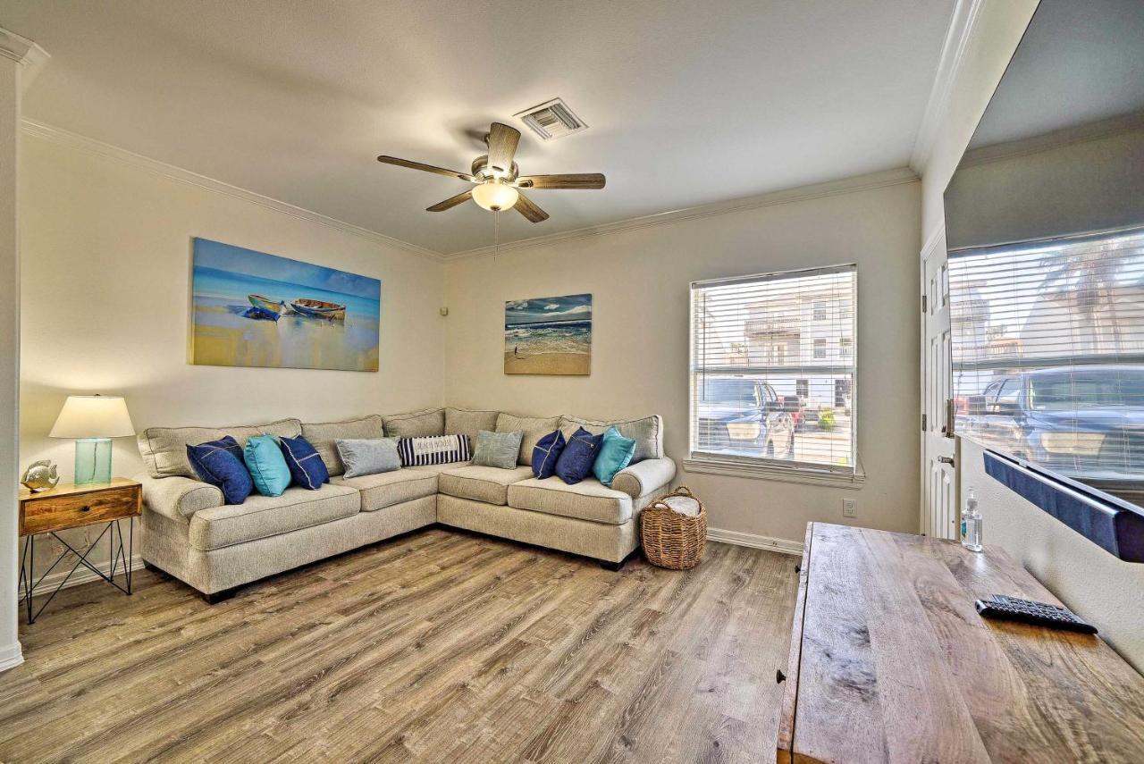 Modern Island Condo With Pool Steps To The Beach! サウス・パドリー・アイランド エクステリア 写真